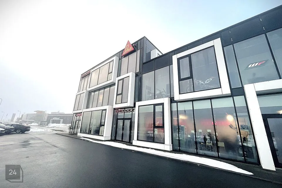Büroo, 261 m² Äripind  -  Rae vald, Peetri alevik