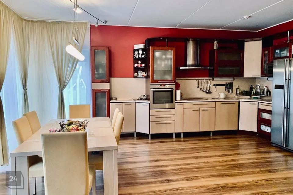 5-toaline Korter  -  Narva-Jõesuu linn, Narva-Jõesuu linn