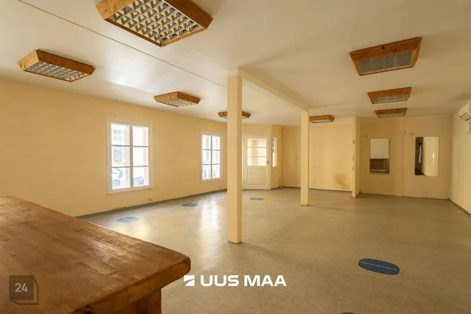 Kaubandus või Teenindus, 100 m² Äripind  -  Saaremaa vald, Kuressaare linn - foto 4