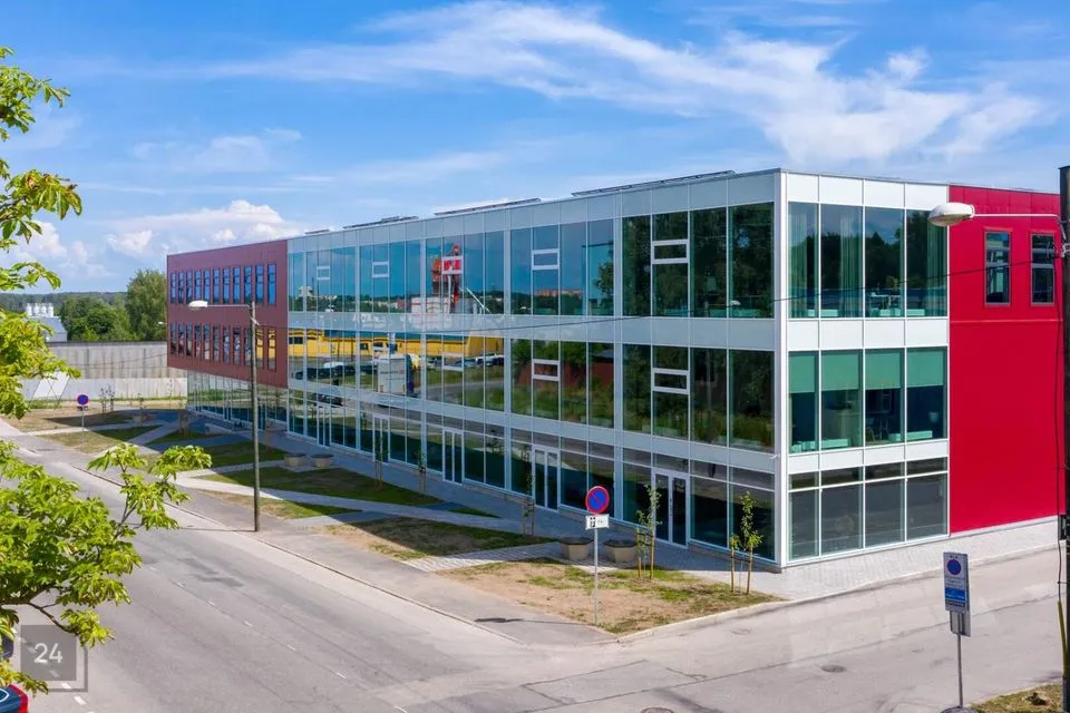 Büroo, 96 m² Äripind  -  Tartu linn, Tartu linn