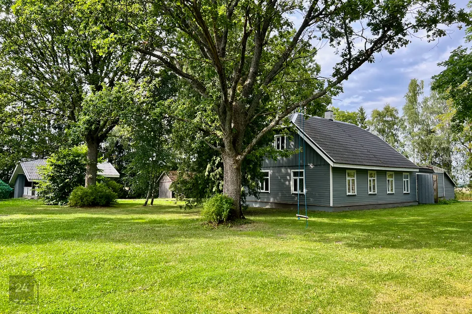 4-toaline Maja - Põhja-Pärnumaa vald, Venekuusiku küla