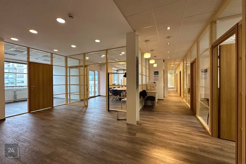 Büroo või Teenindus, 300 m² Äripind - Tallinn, Kesklinna linnaosa