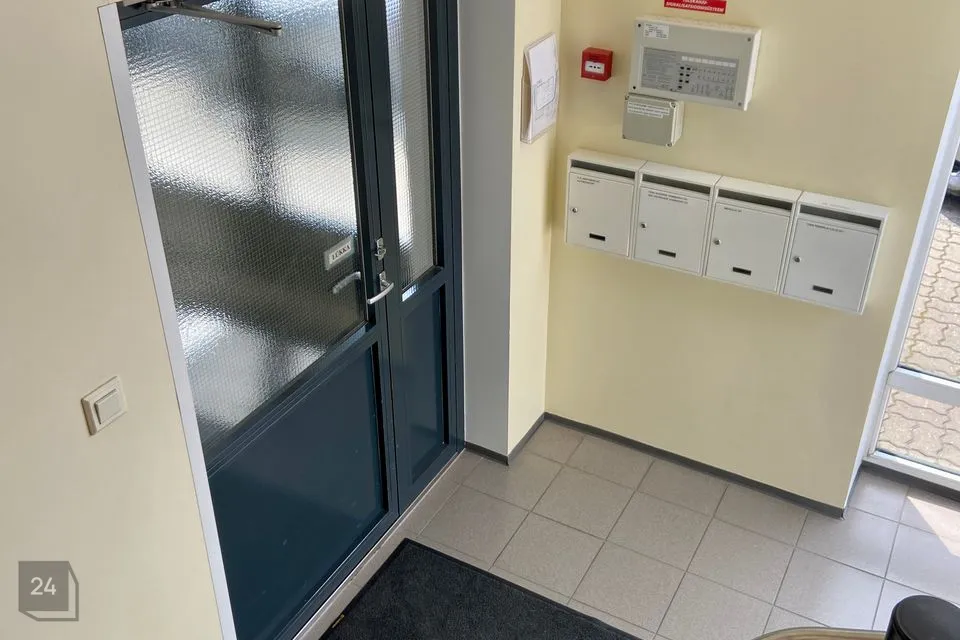 Mitme sihtotstarbega, 93 m² Äripind - Rakvere linn - foto 3