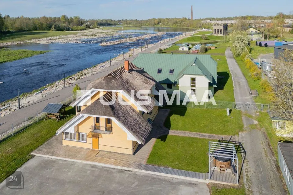 Другое, 1000 m² Бизнес-площадь в Tori vald, Sindi linn