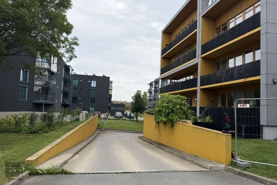 12 m² Garaaž  -  Tallinn, Põhja-Tallinna linnaosa