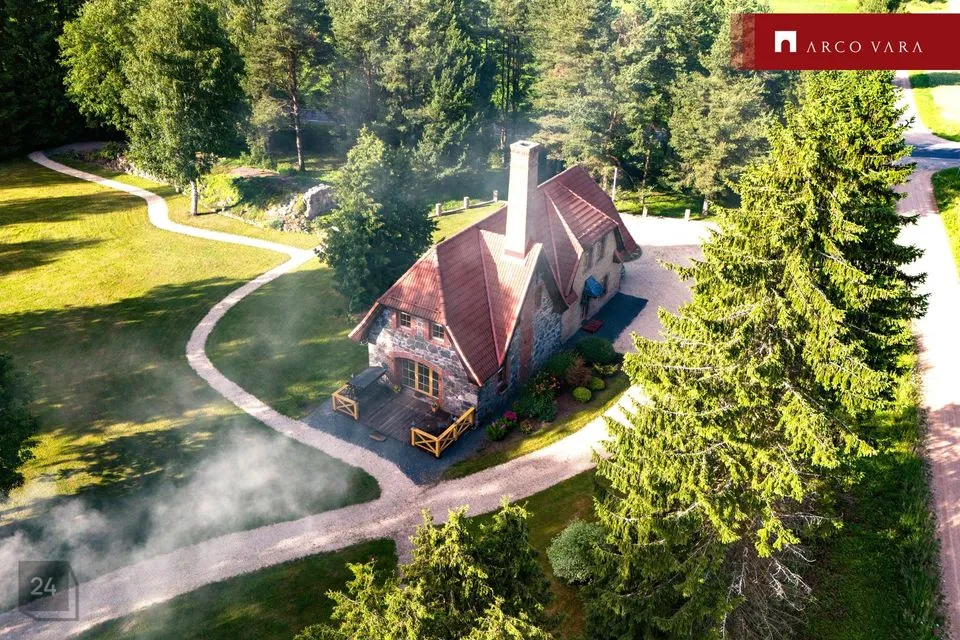 4-toaline Maja  -  Viljandi vald, Puiatu küla