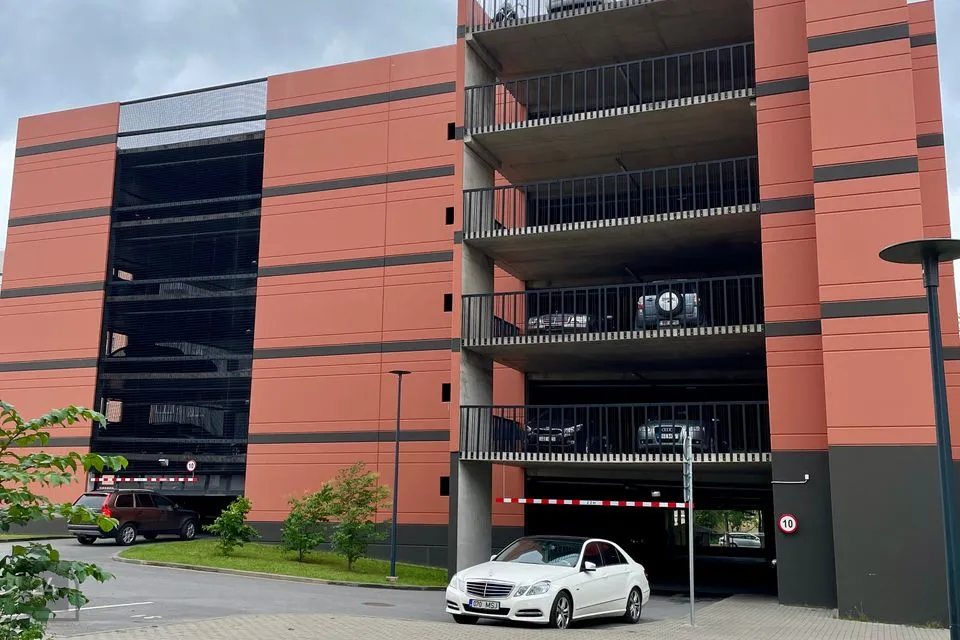 12 m² Garaaž  -  Tallinn, Põhja-Tallinna linnaosa