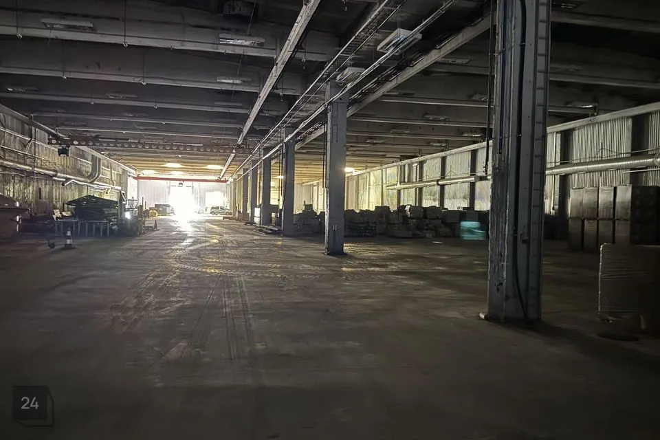Ladu, 4105 m² Äripind  -  Tallinn, Põhja-Tallinna linnaosa