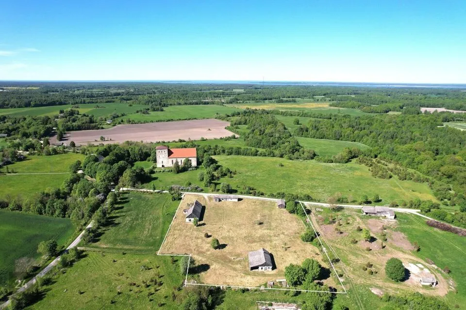 645 m² Бизнес-площадь в Saaremaa vald, Pöide küla