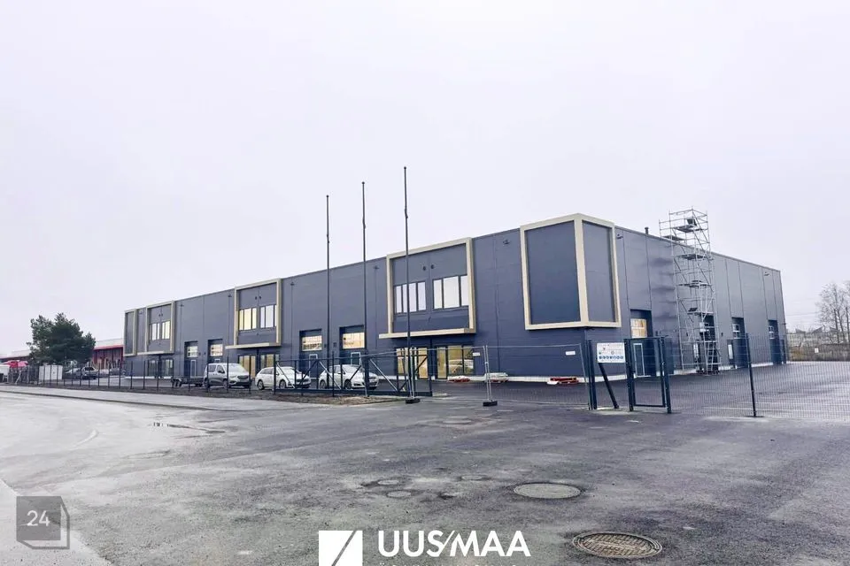 Mitme sihtotstarbega, 230 m² Äripind  -  Tallinn, Lasnamäe linnaosa