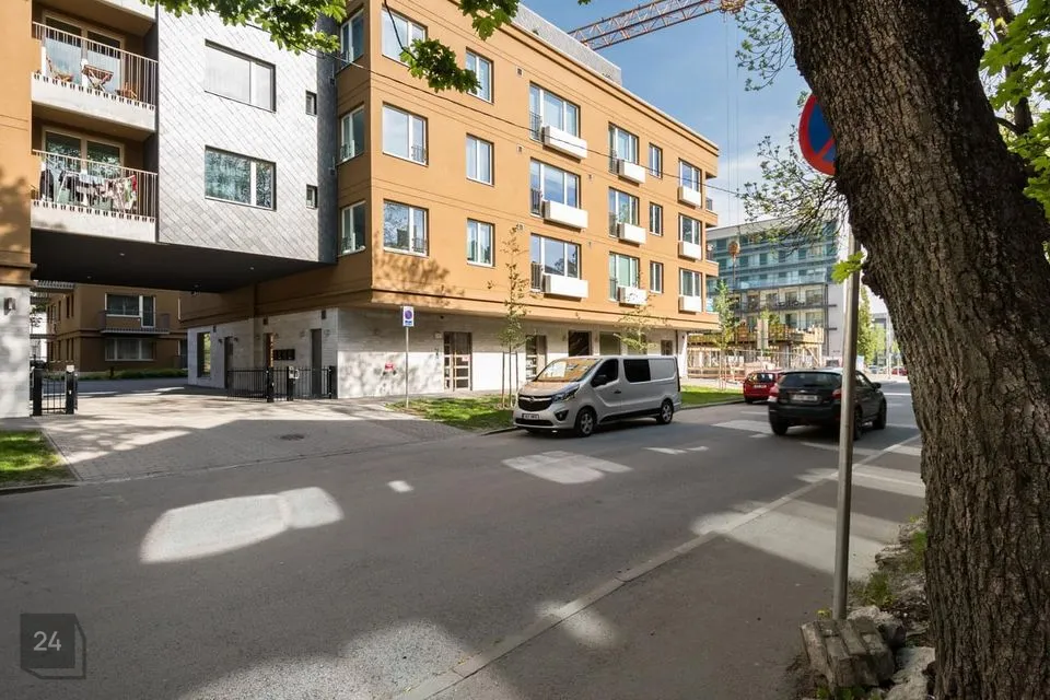 Mitme sihtotstarbega, 105 m² Äripind  -  Tallinn, Kesklinna linnaosa