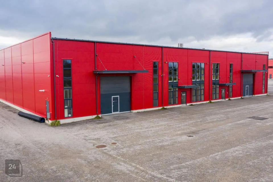 Multi-purpose, 1561 m² business in Kambja vald, Tõrvandi alevik - photo 3