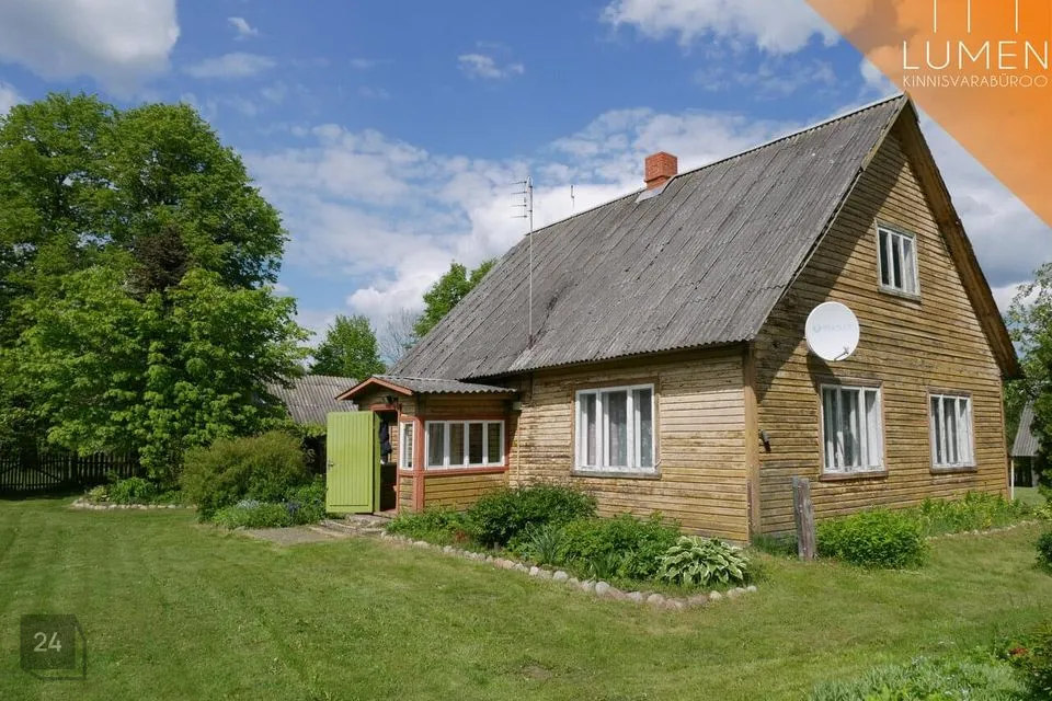 3-room house in Võru vald, Listaku küla