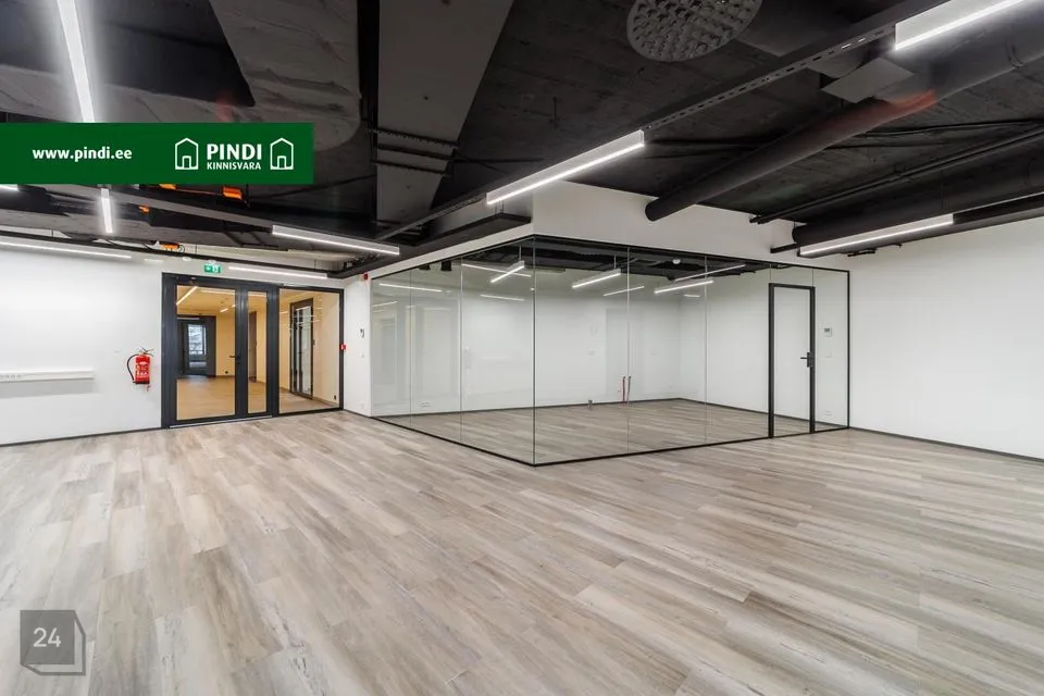 Bureau or Service, 679 m² business in Tallinn, Kesklinna linnaosa - photo 3