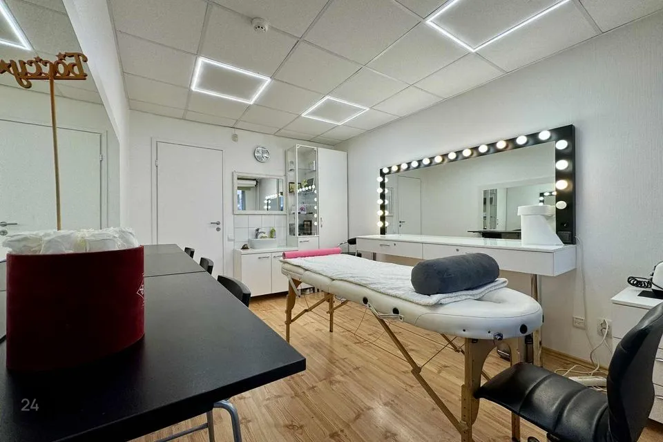 Teenindus, 12 m² Äripind  -  Kohtla-Järve linn, Ahtme linnaosa - foto 4