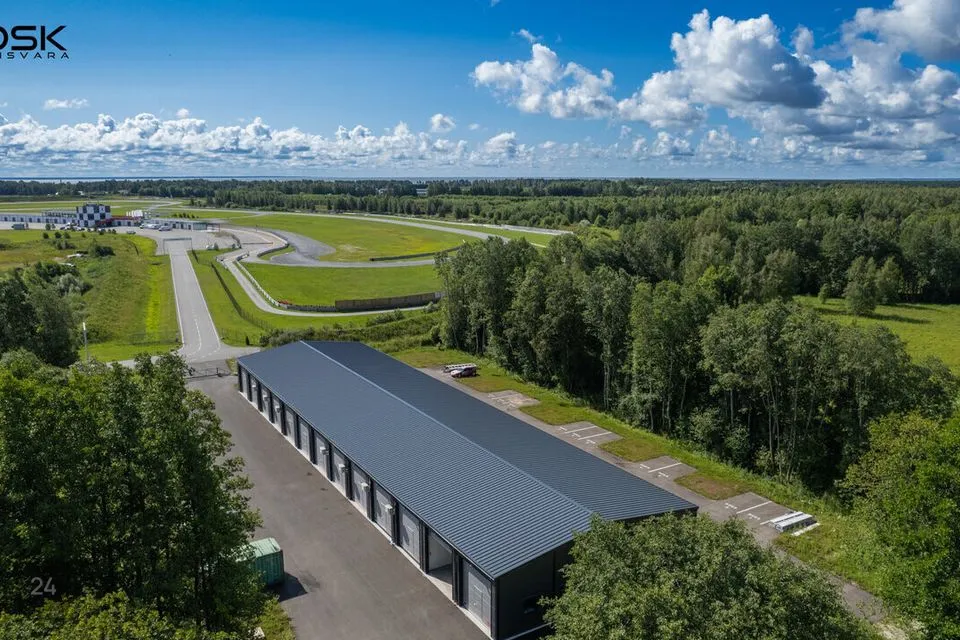 43 m² Гараж в Pärnu linn, Papsaare küla