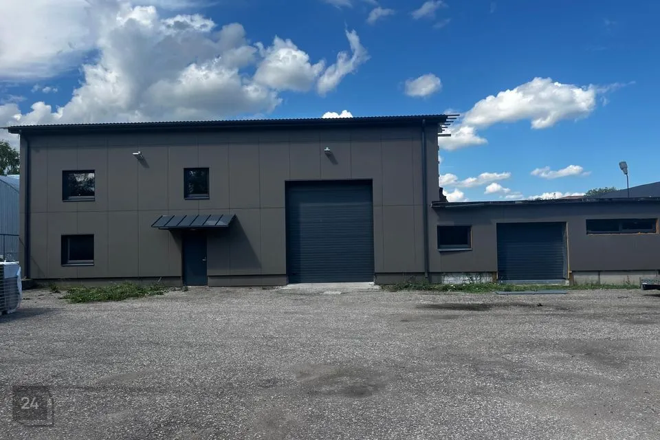 Склад или Производство, 1095 m² Бизнес-площадь в Rakvere linn