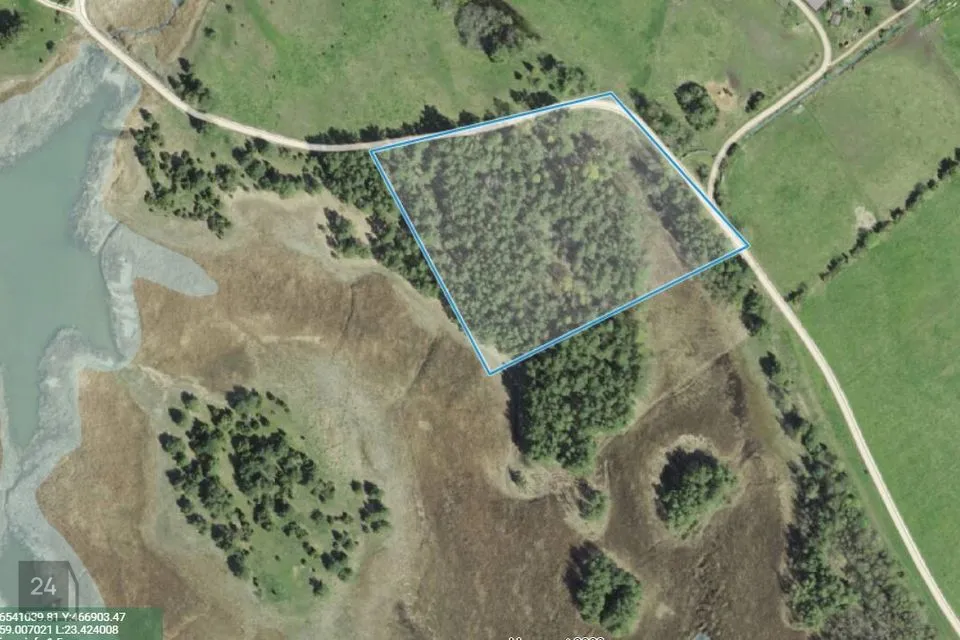 Elamumaa, 15636 m² Maa  -  Lääne-Nigula vald, Einbi küla / Enby