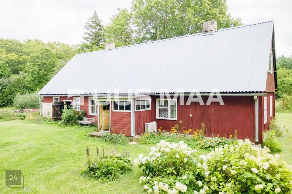 4-toaline Maja  -  Saaremaa vald, Muraja küla