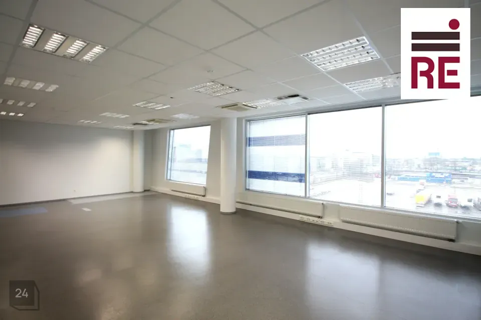 Бюро или Обслуживание, 131 m² Бизнес-площадь в Tallinn, Lasnamäe linnaosa