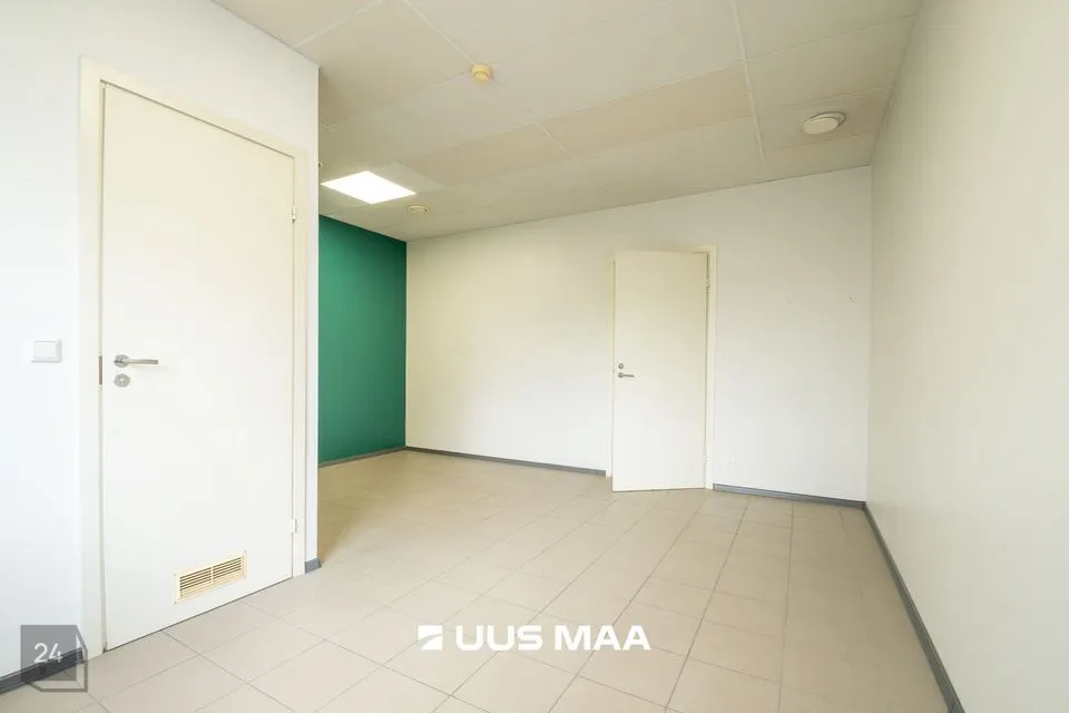 22 m² Äripind  -  Saaremaa vald, Kuressaare linn - foto 2