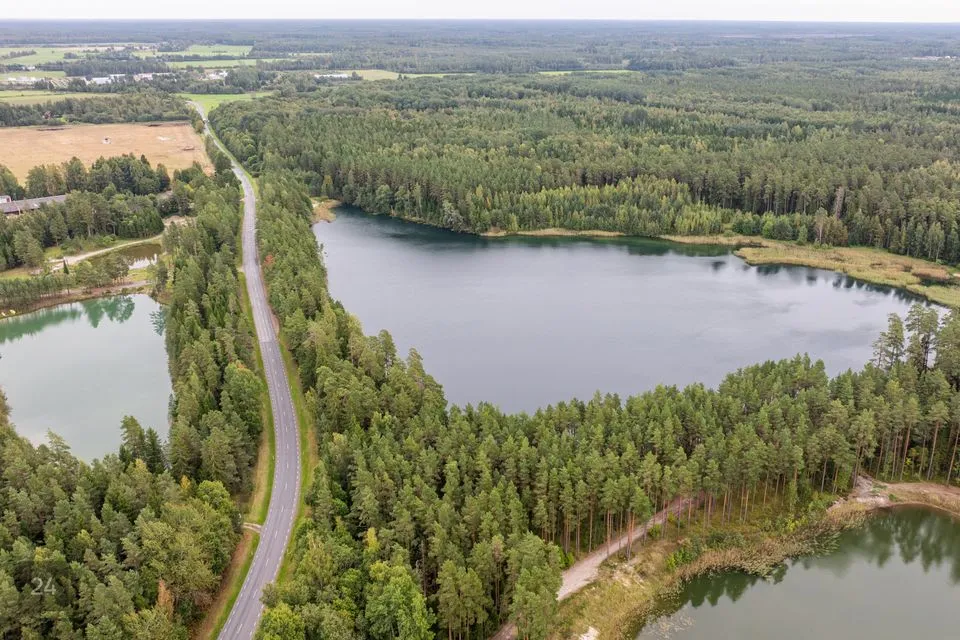 Sotsiaalmaa - üldkasutatav maa või Ärimaa, 25883 m² Maa  -  Pärnu linn, Seljametsa küla