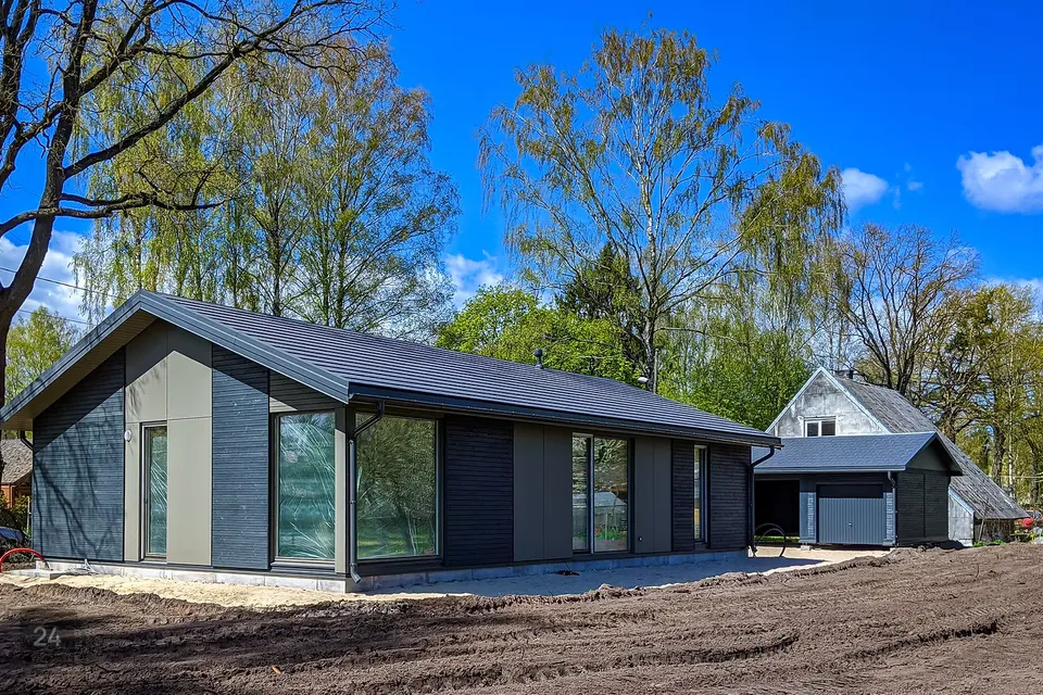 4-toaline Maja  -  Haapsalu linn, Sepaküla