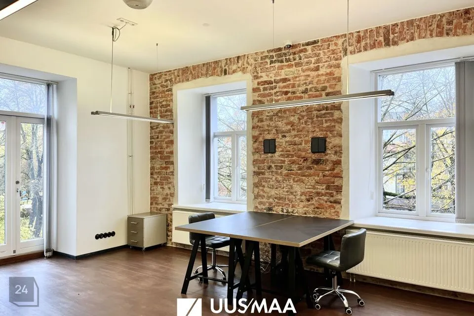 Büroo või Teenindus, 385 m² Äripind  -  Tallinn, Kesklinna linnaosa