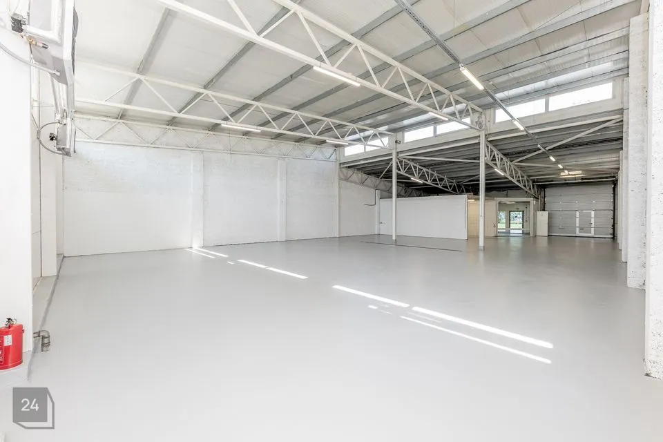 Mitme sihtotstarbega, 450 m² Äripind  -  Pärnu linn, Pärnu linn