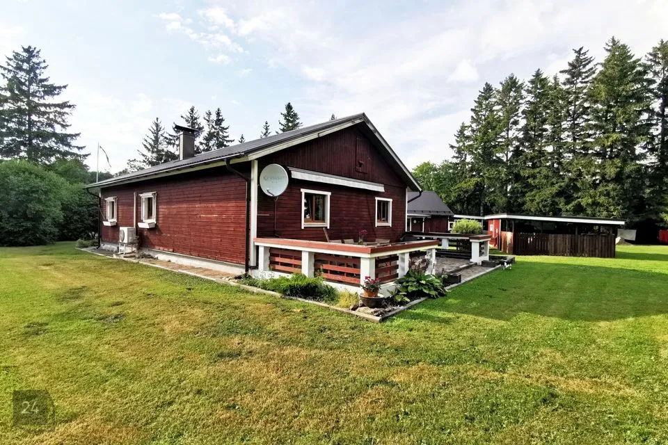 4-комнатная дом в Lääne-Nigula vald, Saunja küla