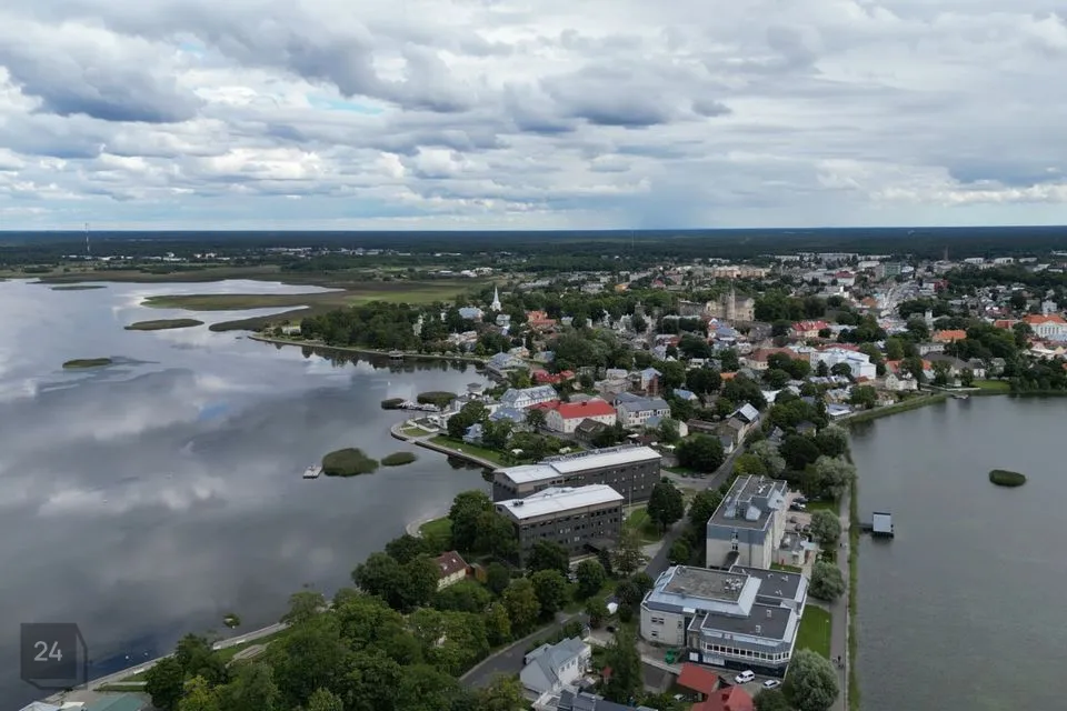 2-toaline Majaosa  -  Haapsalu linn, Haapsalu linn
