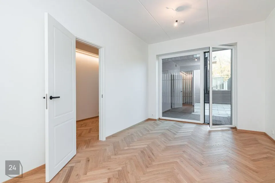 39 m² Äripind  -  Tallinn, Kesklinna linnaosa - foto 2
