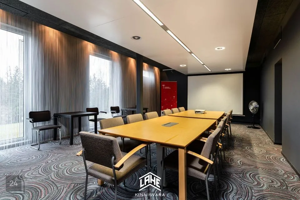 Büroo, 10 m² Äripind  -  Viljandi linn - foto 2