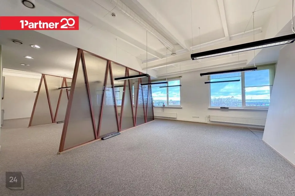 Büroo või Teenindus, 390 m² Äripind  -  Tallinn, Kesklinna linnaosa
