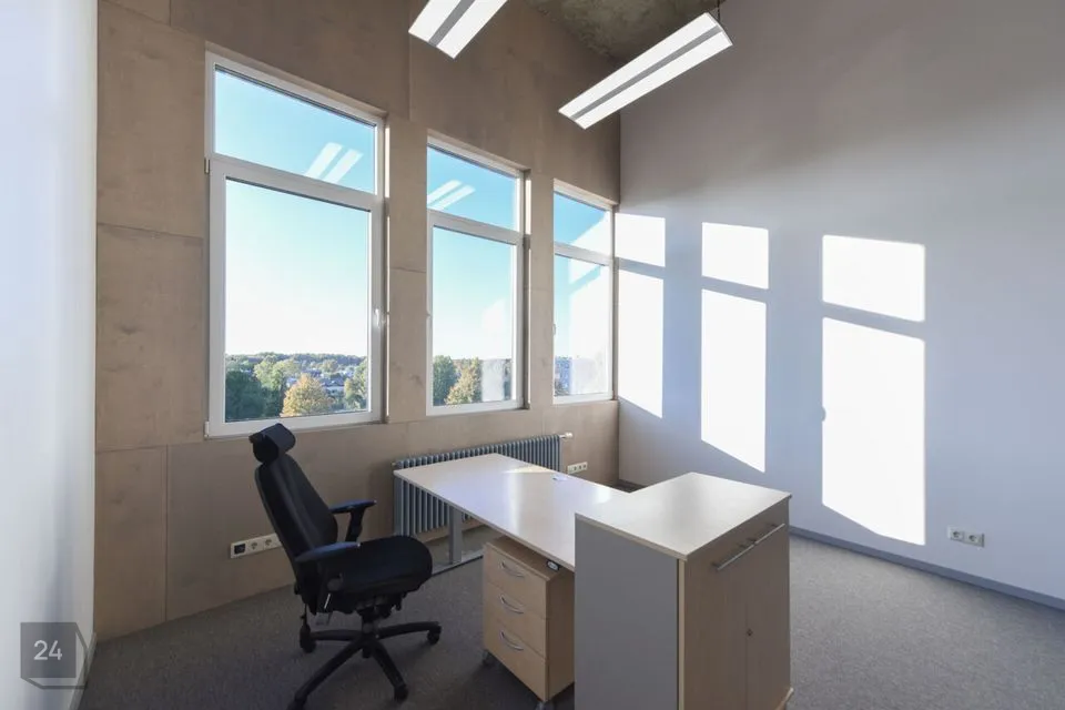Büroo või Teenindus, 26 m² Äripind  -  Tallinn, Kristiine linnaosa