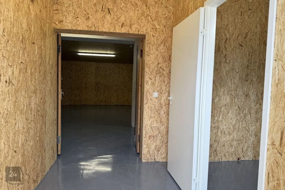 Teenindus, 84 m² Äripind  -  Tallinn, Mustamäe linnaosa