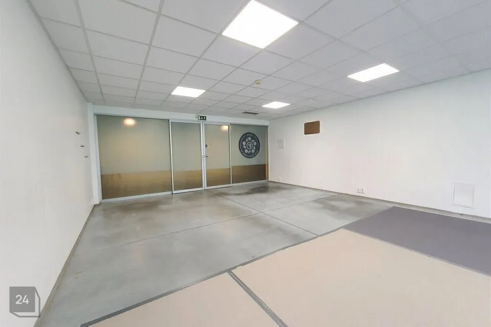 Mitme sihtotstarbega, 71 m² Äripind - Tallinn, Mustamäe linnaosa