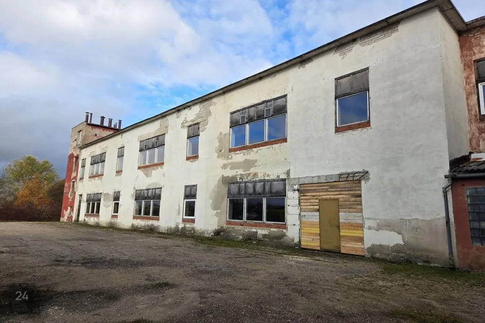 750 m² Äripind  -  Võru linn