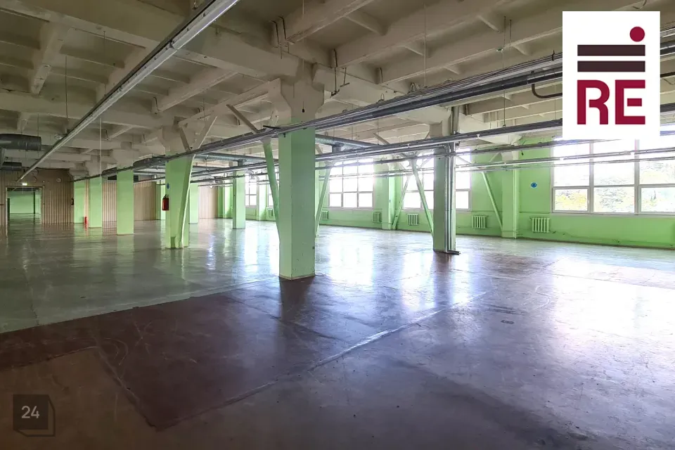 Ladu või Tootmine, 2715 m² Äripind  -  Tallinn, Mustamäe linnaosa - foto 2