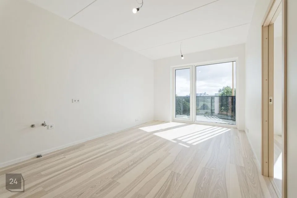 2-room apartment in Tallinn, Lasnamäe linnaosa - photo 2