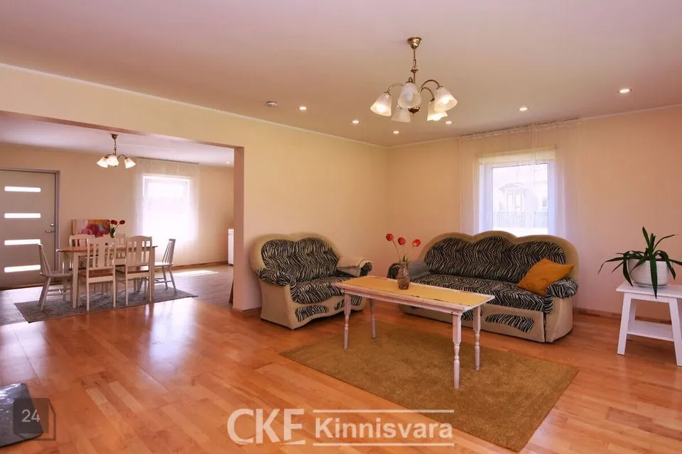 6-toaline Maja  -  Rakvere linn - foto 4