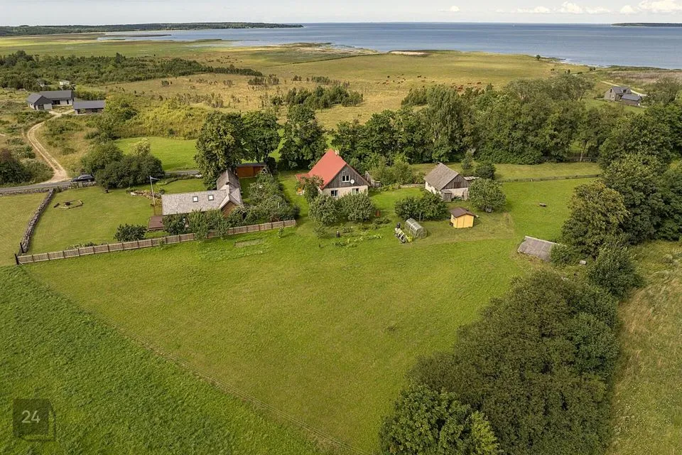 4-toaline Maja  -  Muhu vald, Võlla küla - foto 2