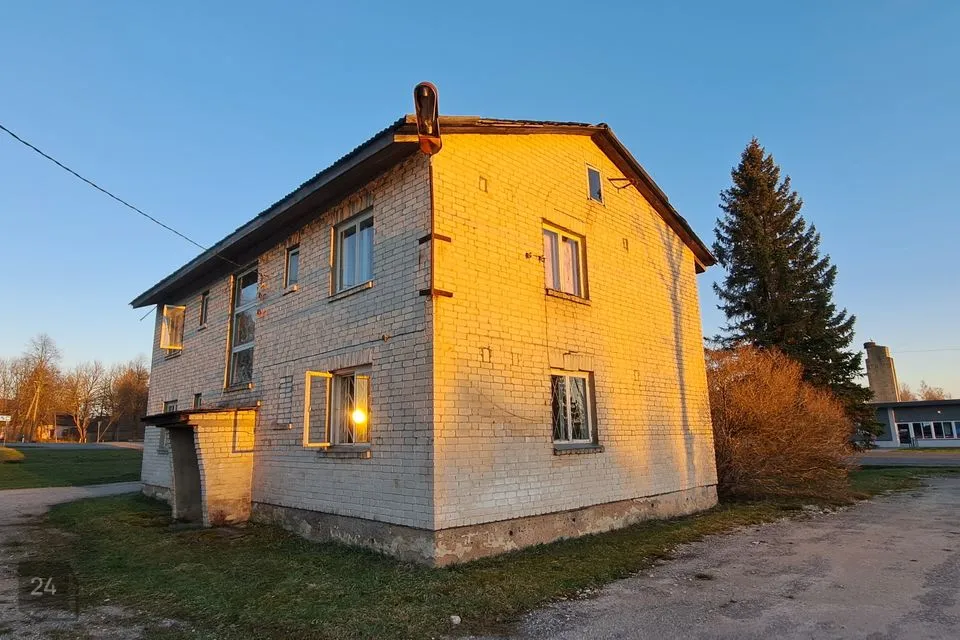 10-toaline Suvila  -  Saarde vald, Tali küla