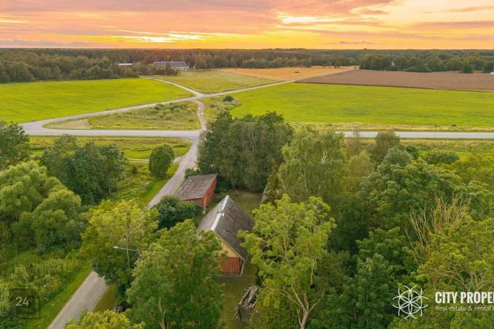 4-toaline Maja  -  Saaremaa vald, Tagavere küla