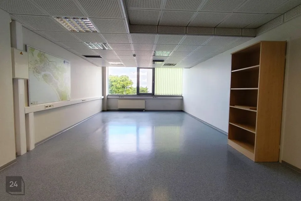 Büroo, 40 m² Äripind  -  Pärnu linn, Pärnu linn