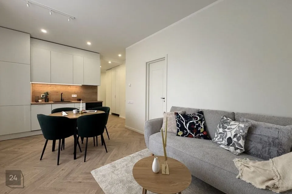 4-toaline Korter  -  Tallinn, Nõmme linnaosa