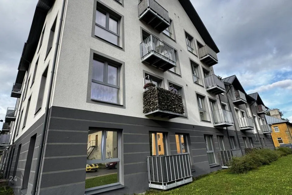 Büroo või Majutus, 40 m² Äripind  -  Maardu linn