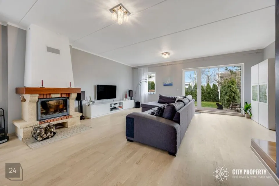 4-toaline Majaosa - Rae vald, Peetri alevik