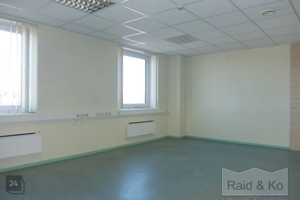 32 m² Äripind  -  Tallinn, Mustamäe linnaosa - foto 2