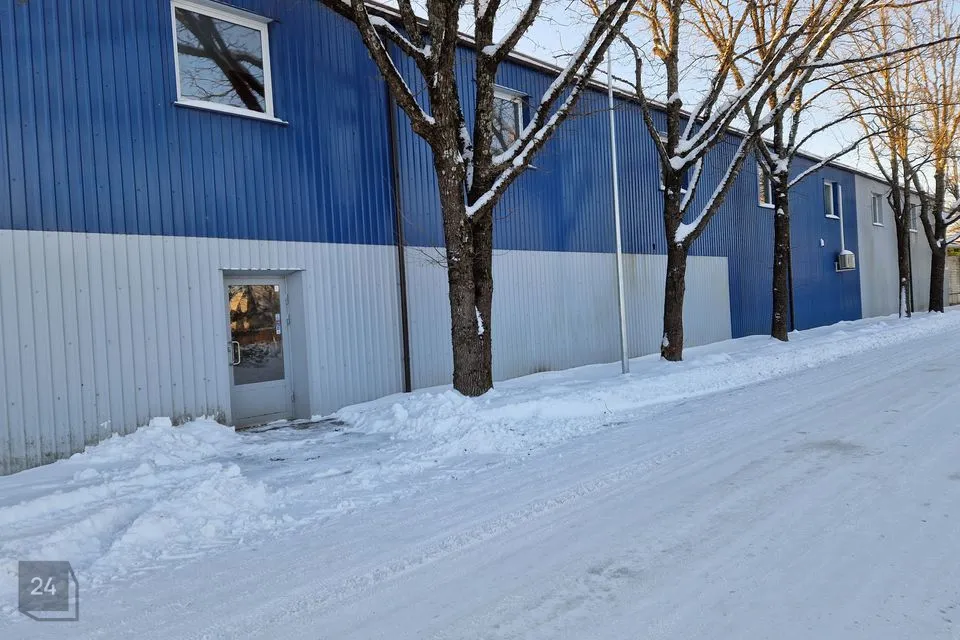 Многоцелевое, 122 m² Бизнес-площадь в Rapla vald, Rapla linn
